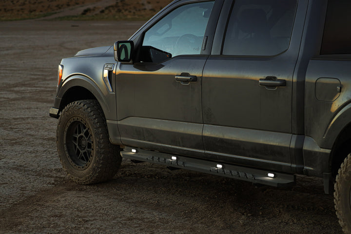ATTF102C105-BX_Attica 4x4_2015-2024 Ford F150_Frontier Series_Running Boards_Lifestyle_02.jpg